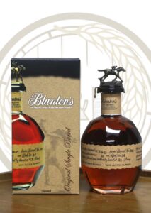 来自波兰顿的美味波本威士忌，作为原装单桶系列推出。酒瓶全部独立编号，包括瓶子数量，木桶数量和干草堆被用数量。酒精浓度为46.5%，而且没有经过冷过滤和添加色素。